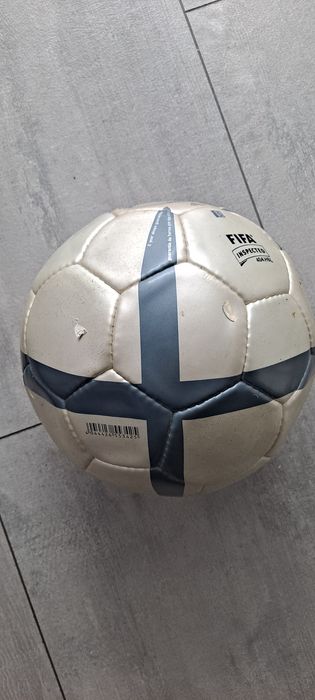 Sprzedam piłkę Adidas