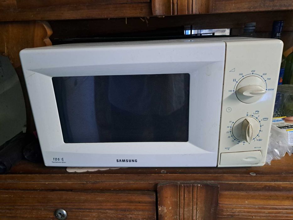 Forno Microndas Samsung M1719N