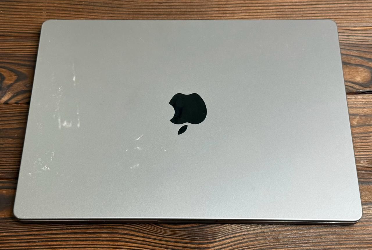 Macbook Pro 14 m2 pro/32/512 отличный