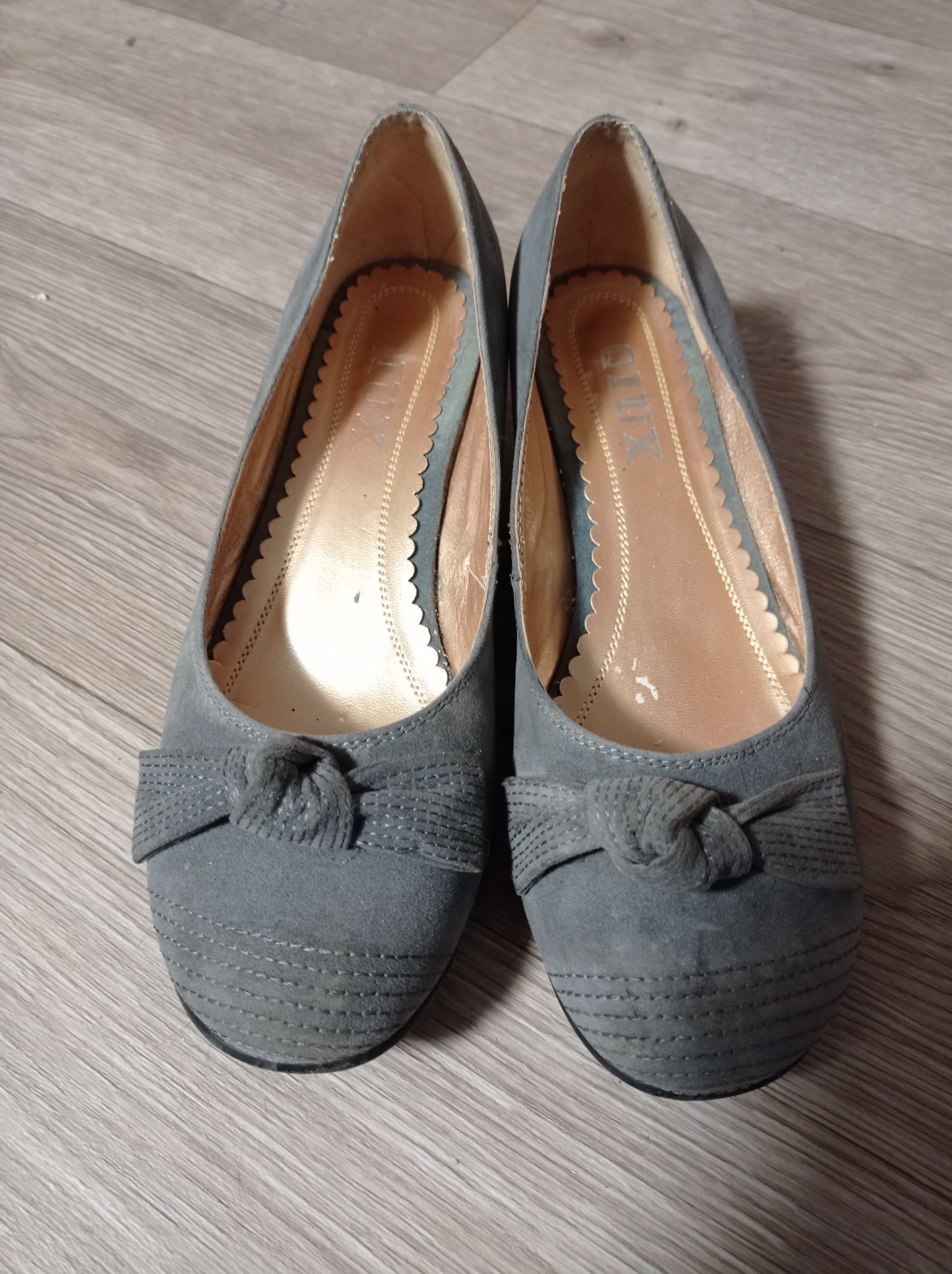 Buty zamszowe czółenka 39 szare damskie pantofelki