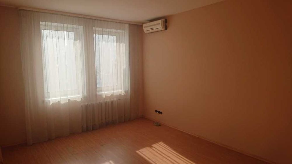 Продаж 2-к квартири 72,1 м2 м.Київ, вул.Драгоманова, 6-А  82000 $