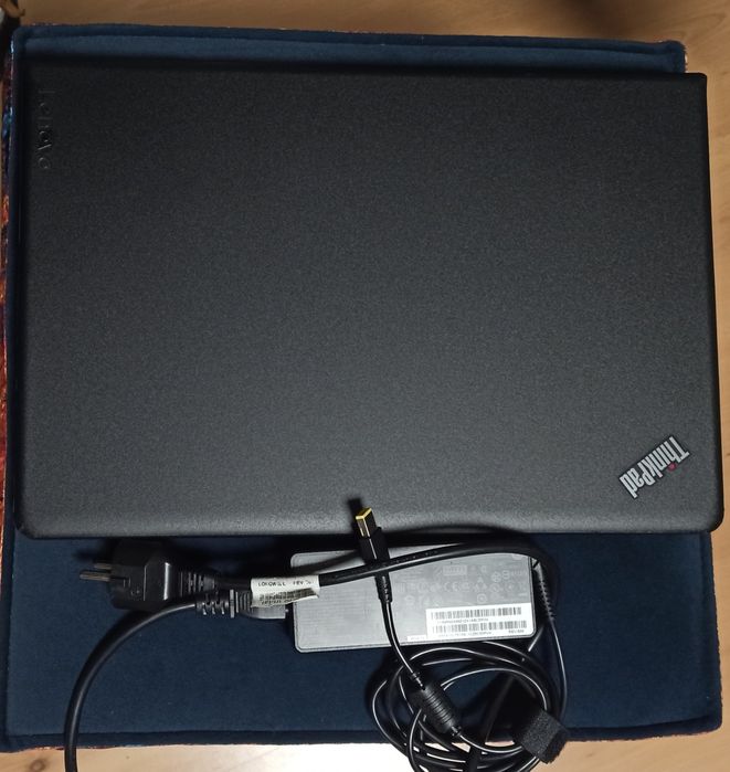B.ładny Lenovo ThinkPad E570 i5/16GB RAM/dyski 750GB/15,6 FHD/win 11