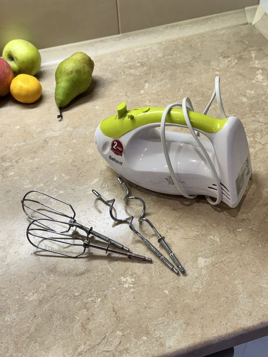 Міксер Saturn з насадками