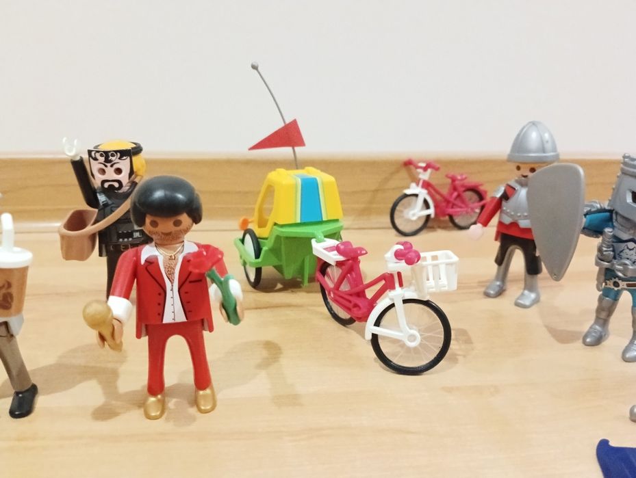 Zestaw Playmobil figurki kolekcjonerskie ludziki rower z przyczepką