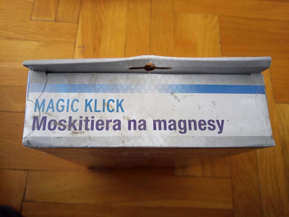 Moskitiera na komary na magnesy