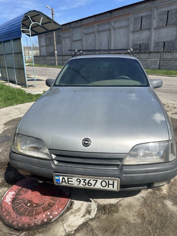 Opel omega 1989 2.0 газ/бензин