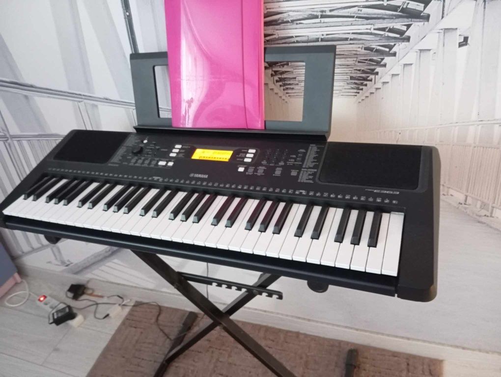 Keyboard Yamaha PSR-E363