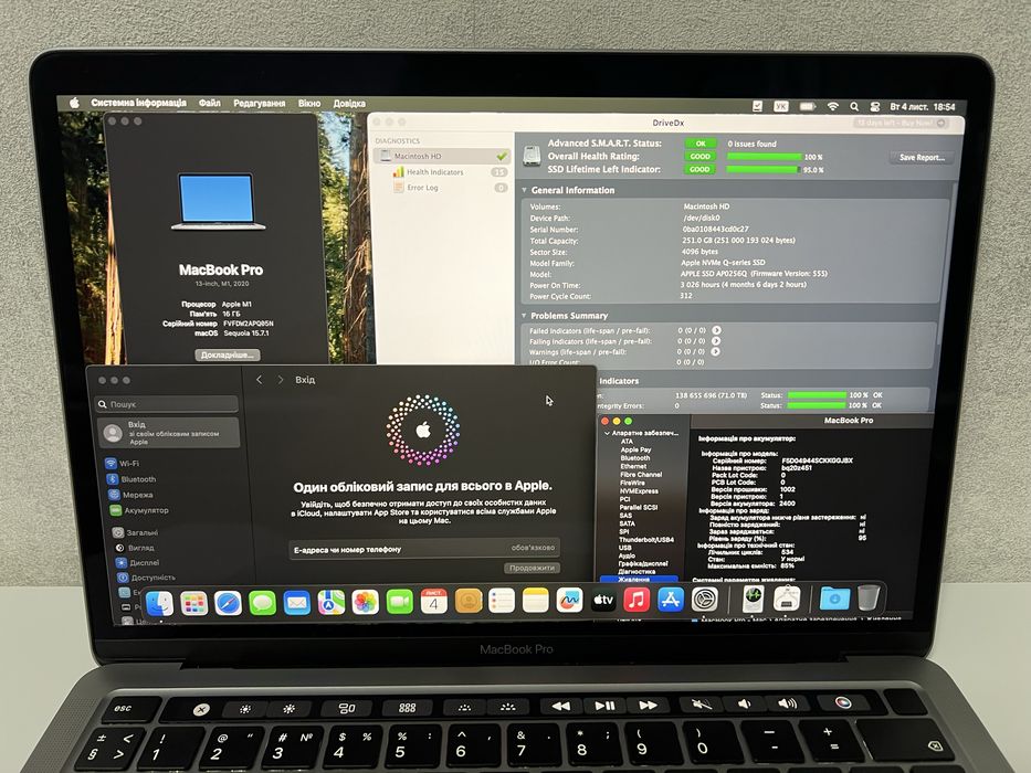 MacBook Pro M1 16/256gb. Хорошее состояние. 534 цикла.