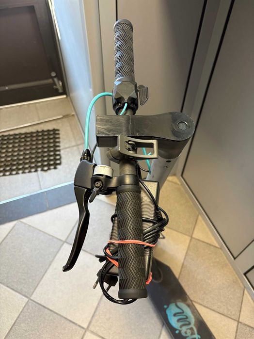 Hulajnoga elektryczna Motus Scooty 8,5 350W