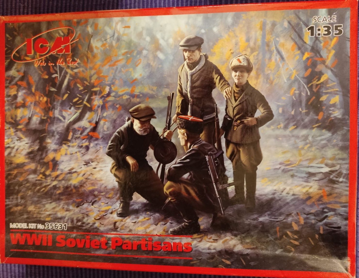 OKAZJA ! Model do sklejania. WWII Soviet Partisans