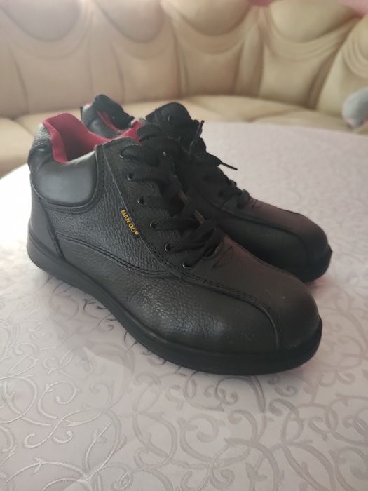 Чоловічі ботінки. Спец.взуття.