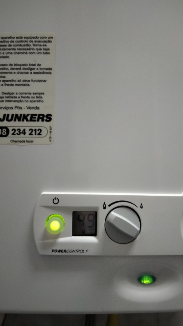 Vendo esquentador Junkers inteligente ventilado 11L Gás natural
