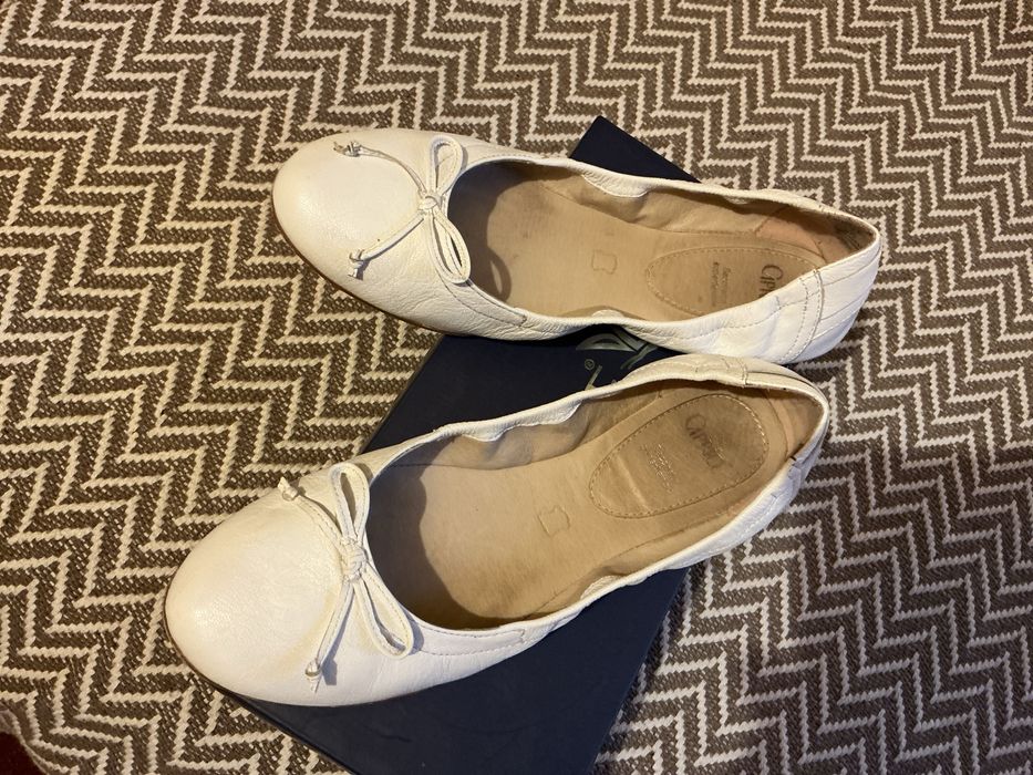 Baleriny Caprice 39 buty skorzane