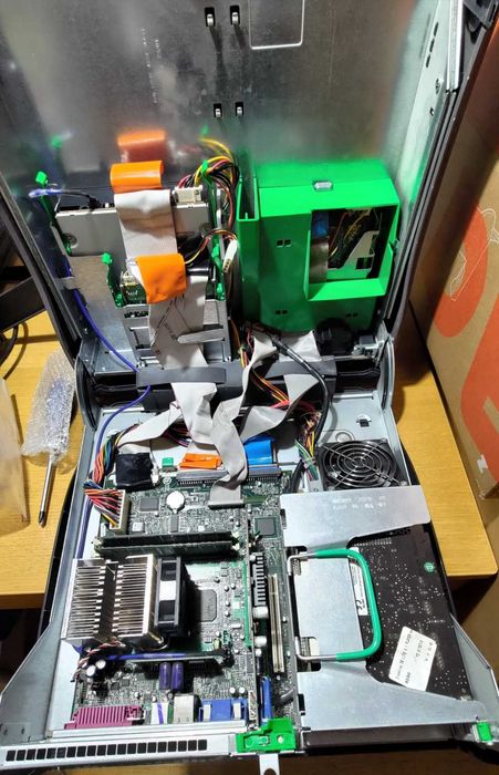 Dell OptiPlex GX150 SFF Pentium III 1.26 GHz (Tualatin),512MB,80GB