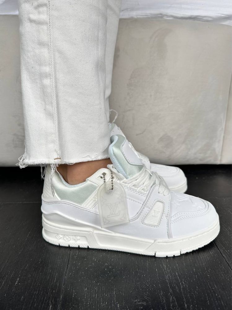 Sneakersy buty Louis Vuitton trainers white