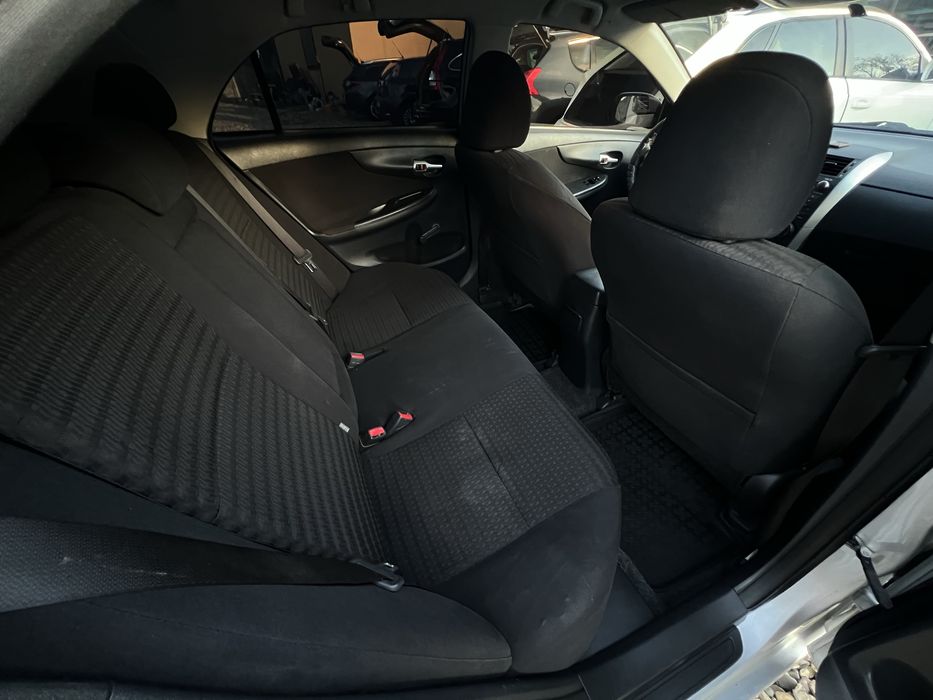 Тойота корола ціла у рідній фарбі машина варта вашої уваги