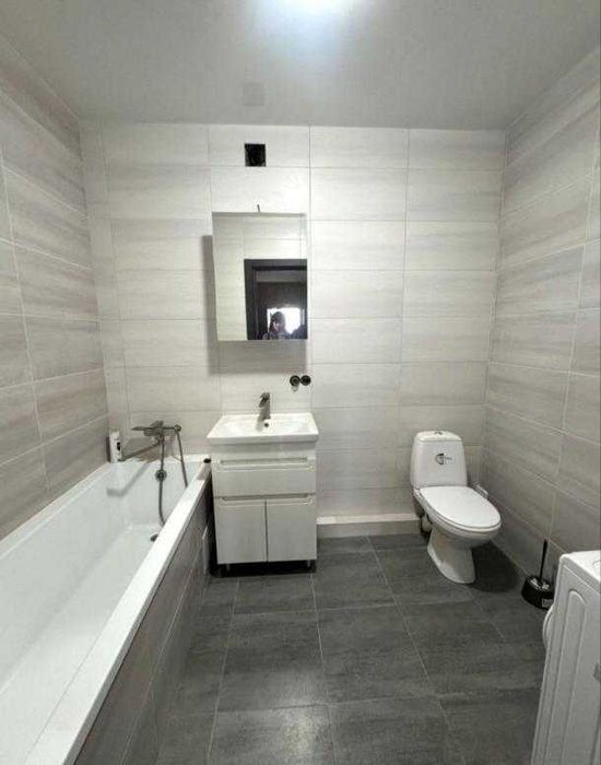 Срочно!! Продам 2к кв. Новострой ЖК Мира 1 Метро Масельского 3\9 53м