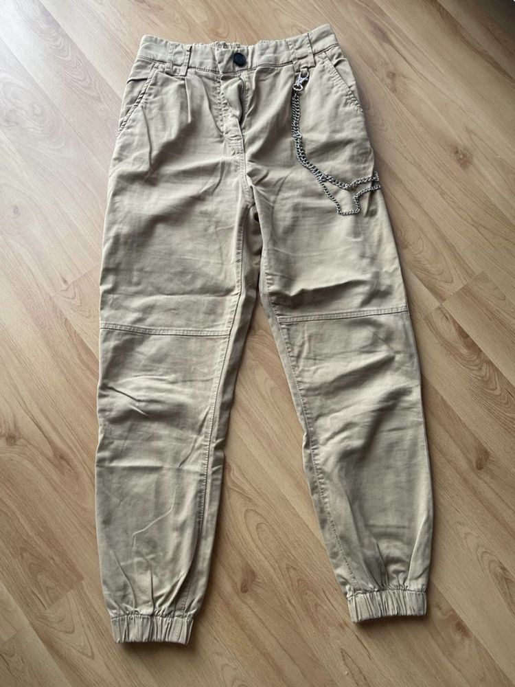 Spodnie damskie Bershka