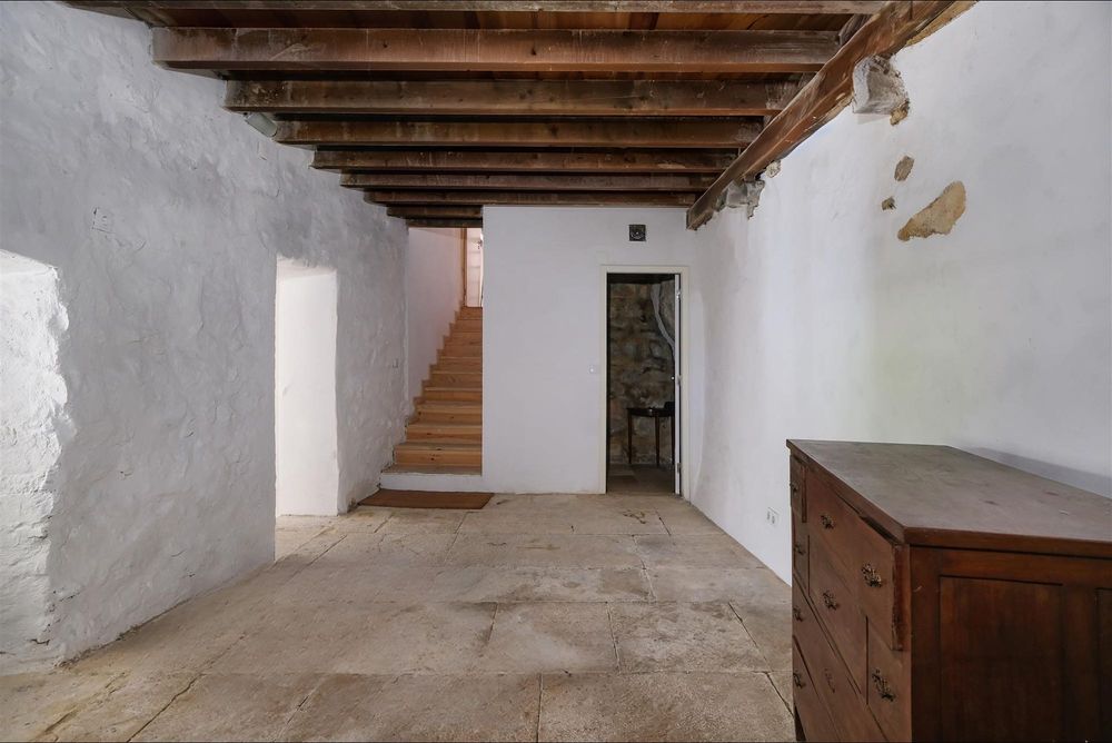 Arrendamento residencial de moradia independente no centro de Sintra