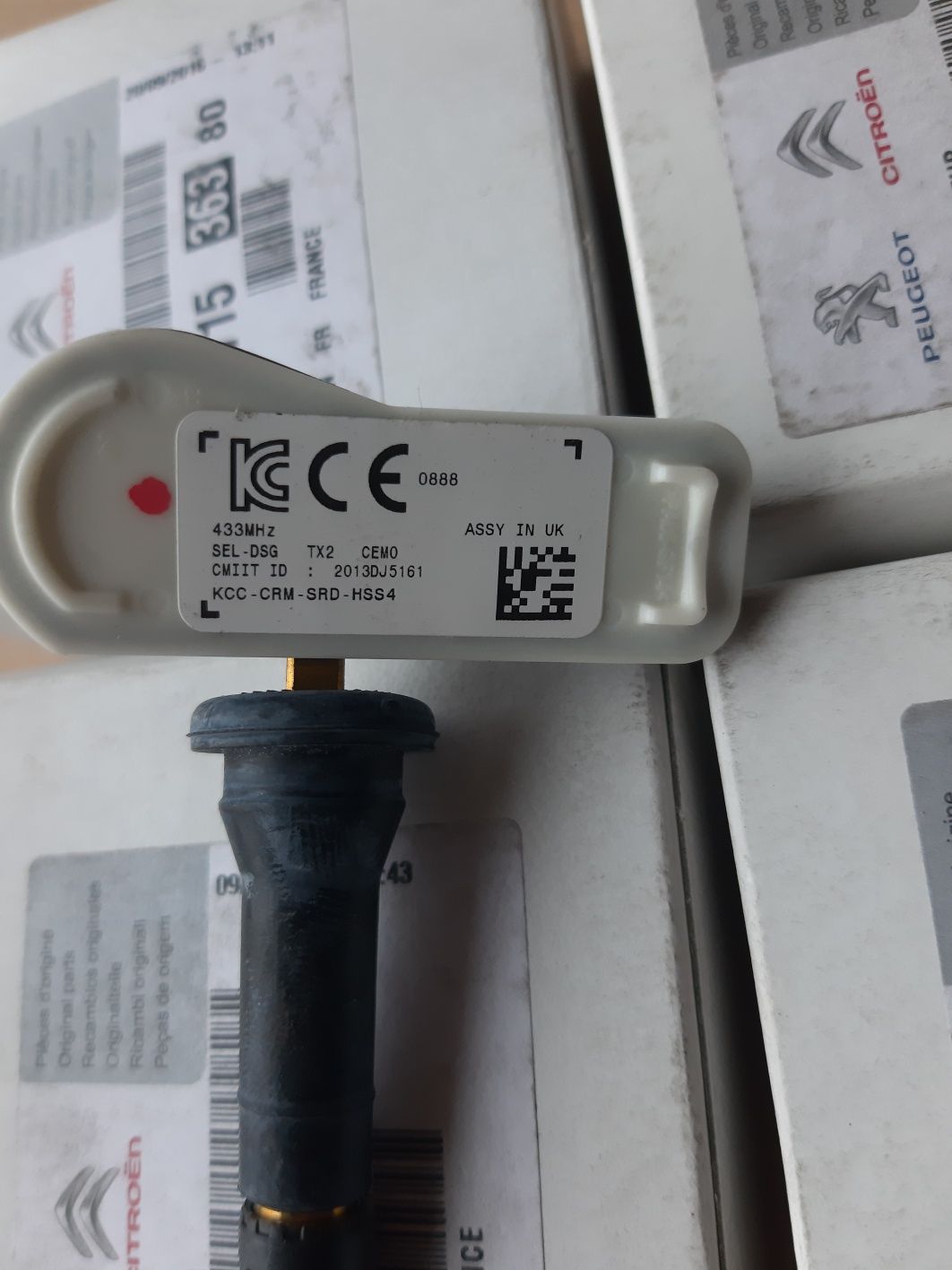 Czujniki kół tpms Peugeot 3008