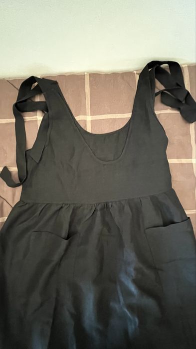 Vestido preto SHEIN XL com alças laço e bolso lateral