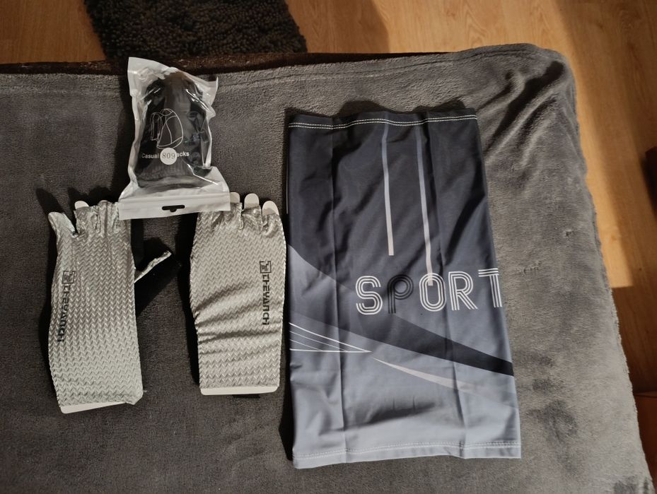 Akcesoria na rower  / hulajnogę rękawiczki komin plecak