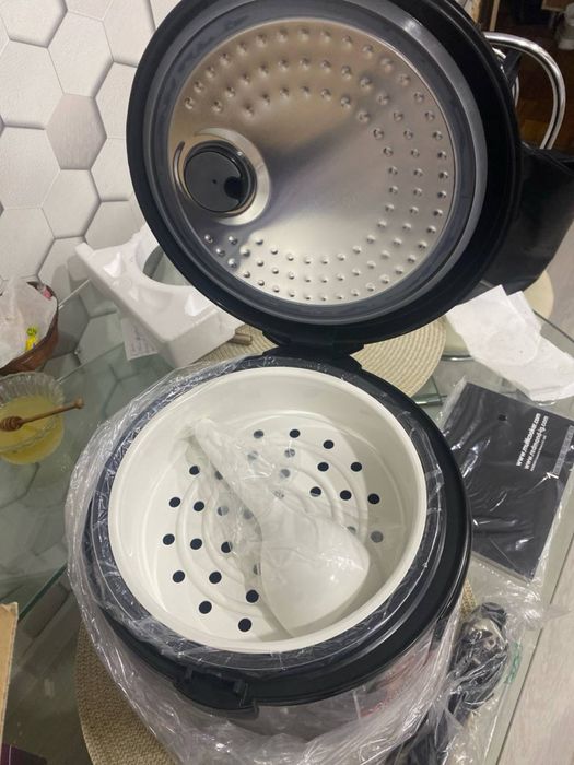 Мультиварка Redmond