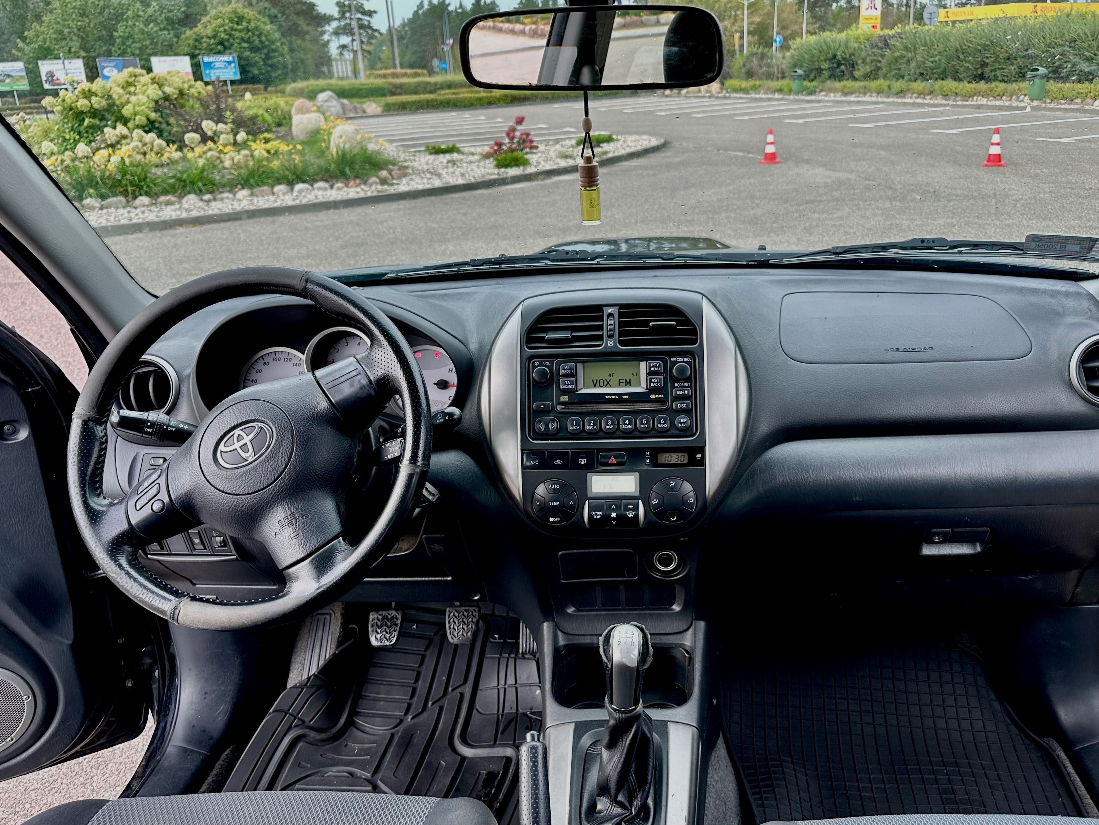 * Toyota Rav4 2.0 D4D 2005 *