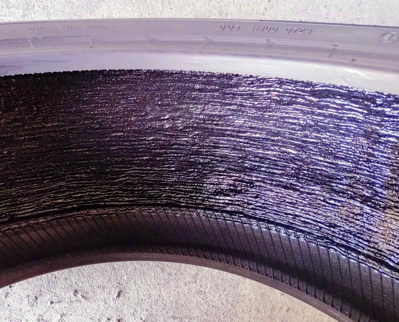 Шини літні R17 225/55 Continental Premium Contact 5 Conti Seal