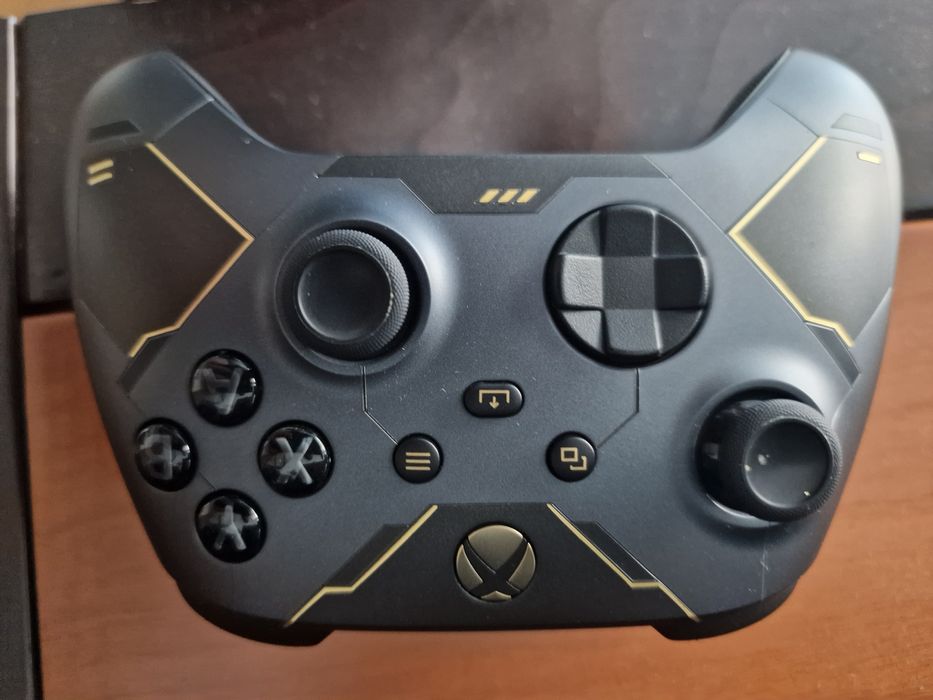 Xbox Series X Halo edition  20 aniversário