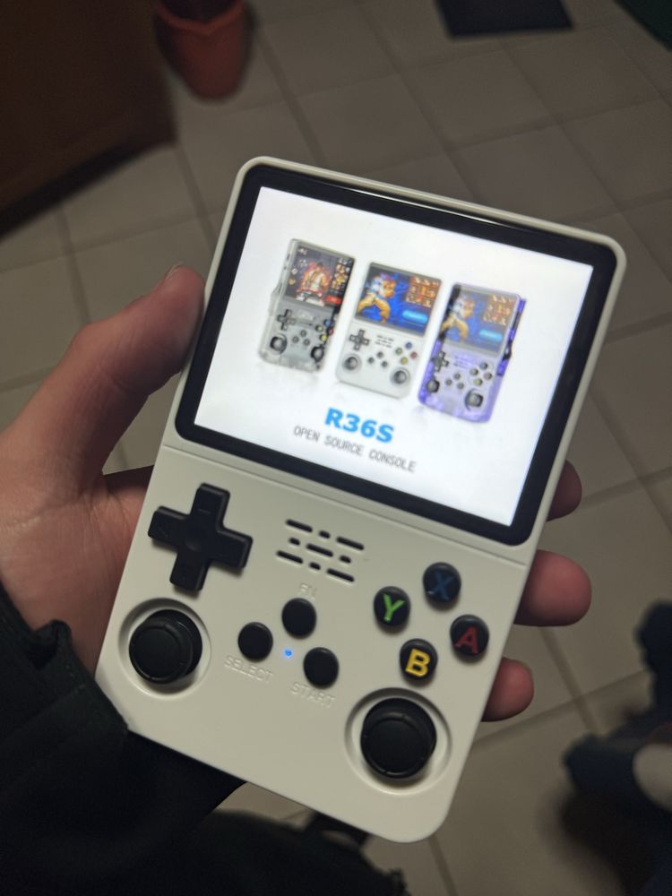 Consola com +10.000 jogos (PSP,NITENDO…)