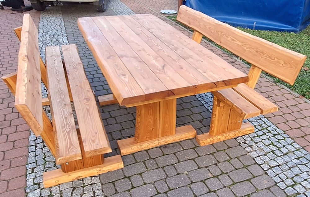 Drewniane meble ogrodowe