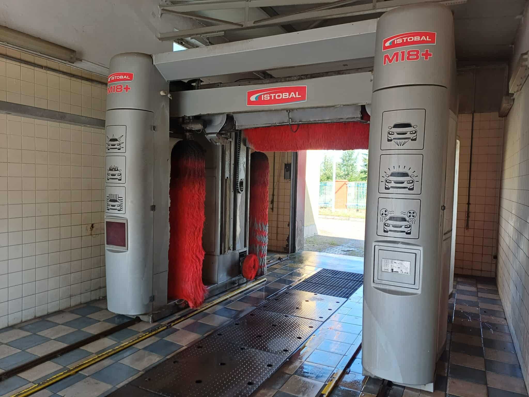 Myjnia samochodowa automatyczna ( portalowa ) Istobal M18+