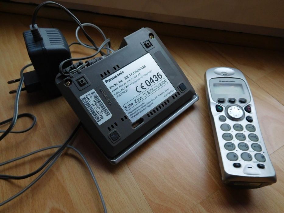 Telefon bezprzewodowy Panasonic KX-TCD445PDS z automat. sekretarką