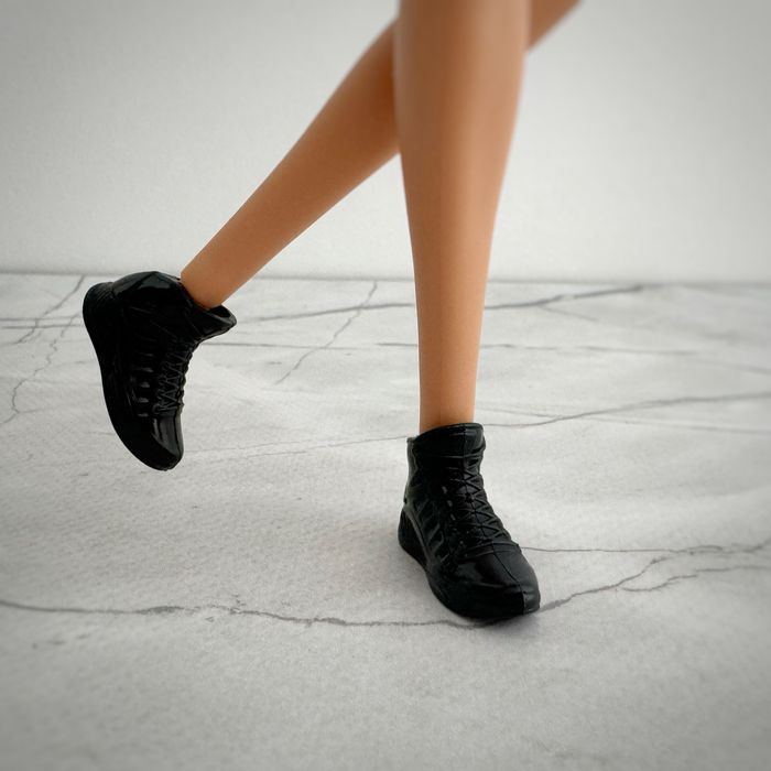 Взуття для ляльки Барбі із гплоскою ступнею. Обувь. Barbie