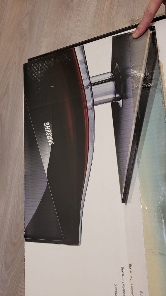 Telewizor Samsung 32  całe Full HD 100 Hz