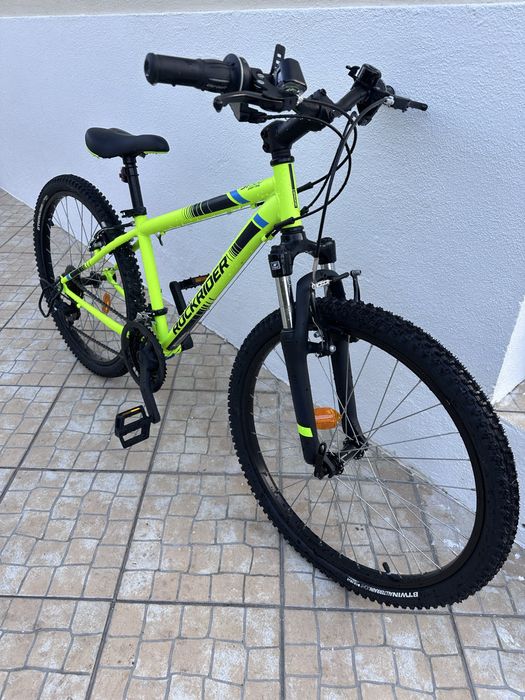Vendo bicicleta praticamente nova