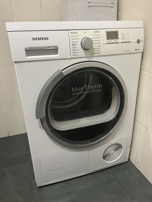 Сушильна машина SIEMENS