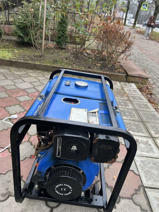 Продається дизельний генератор