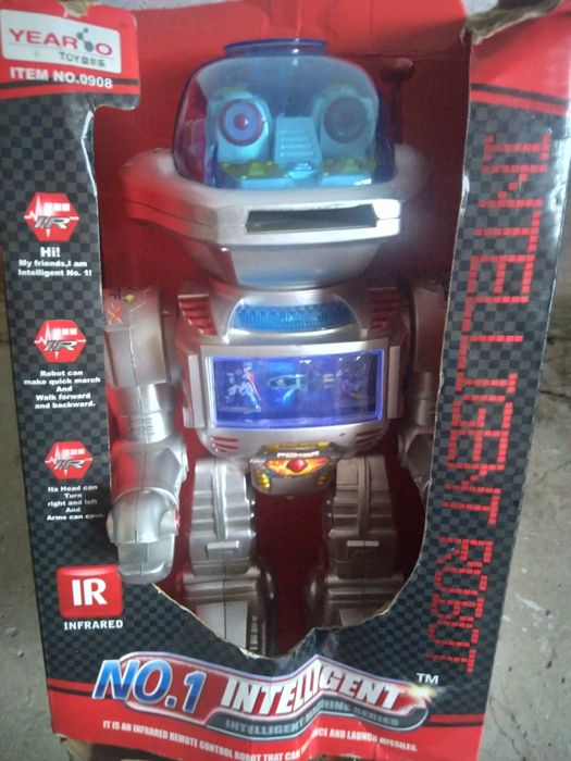 Игрушка робот интерактивньій