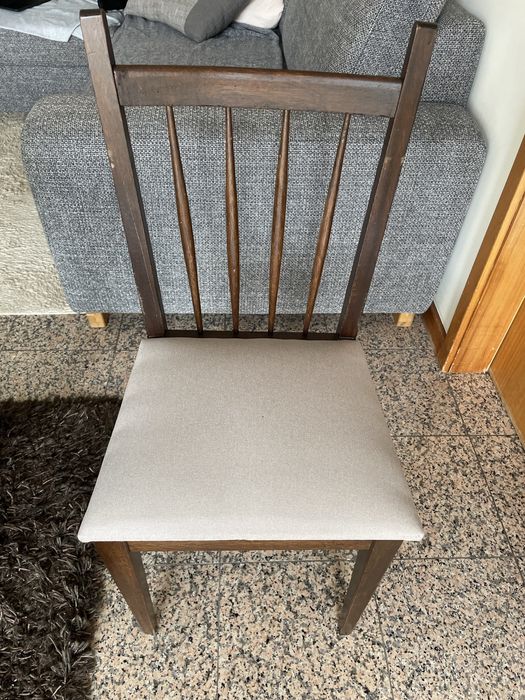 Cadeira Madeira com forro de tecido