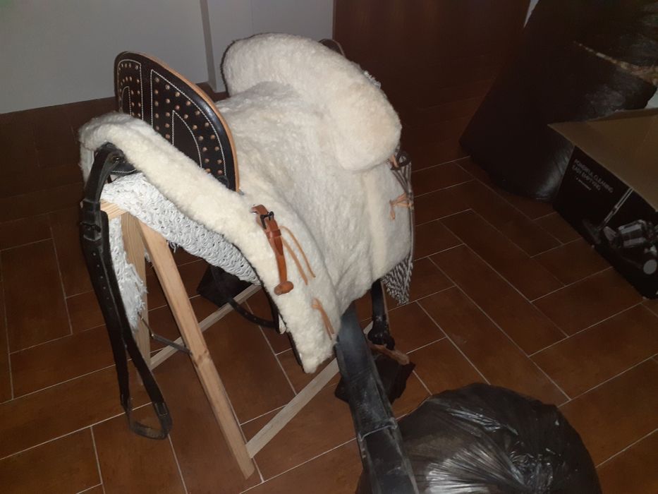 Vendo ou troco montura espanhola mista completa