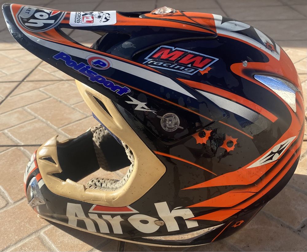 Capacete Airoh Motocross