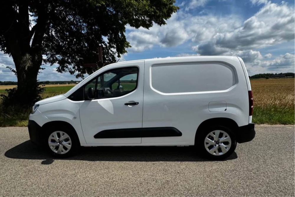Citroen Berlingo 1.5 BlueHDi 102 KM – Salon PL – 3 osoby – Klima