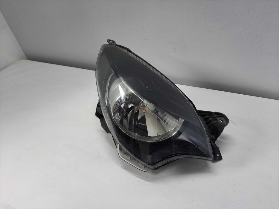 Renault Twingo 2 II LIFT 12-14 lampa reflektor prawy przód oryginał eu