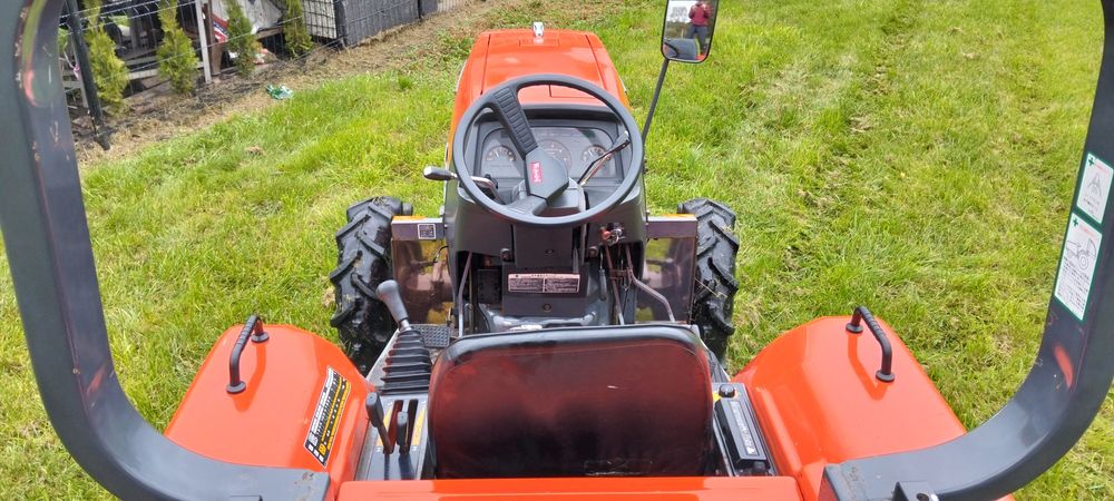 Traktor 4x4 25km Kubota rewers wspomaganie traktorek tur ciagnik