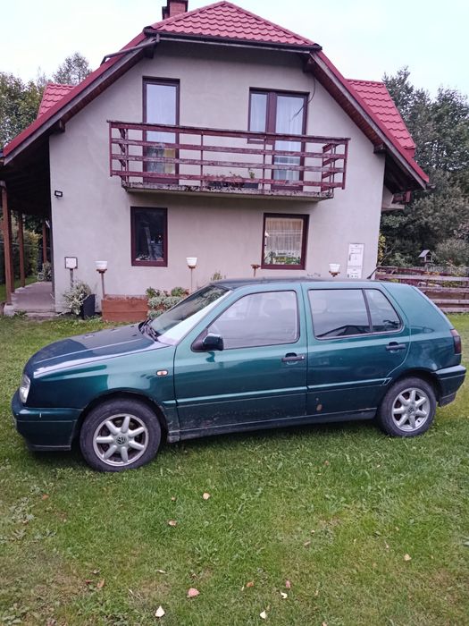 Volkswagen Golf 3 1,8 benzyna