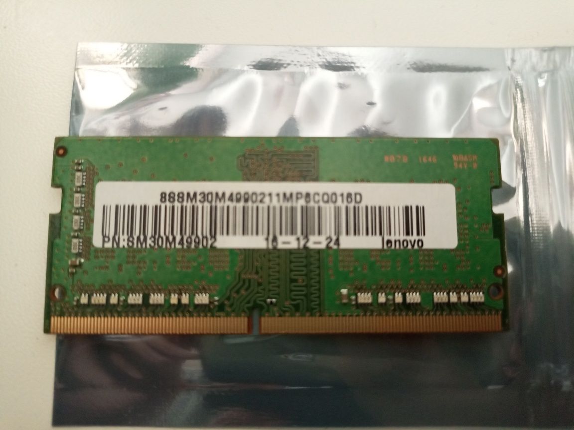 Оперативна пам'ять RAM для ноутбуків SO-DIMM DDR4 Samsung 4 Gb 2400 gh