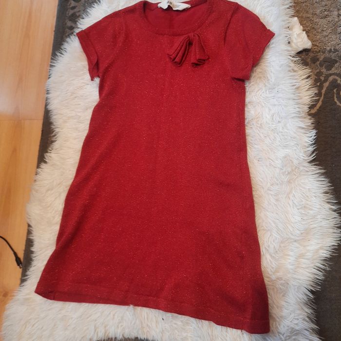 Czerwona brokatowa sukienka dla dziewczynki H&M  122/128 cm.