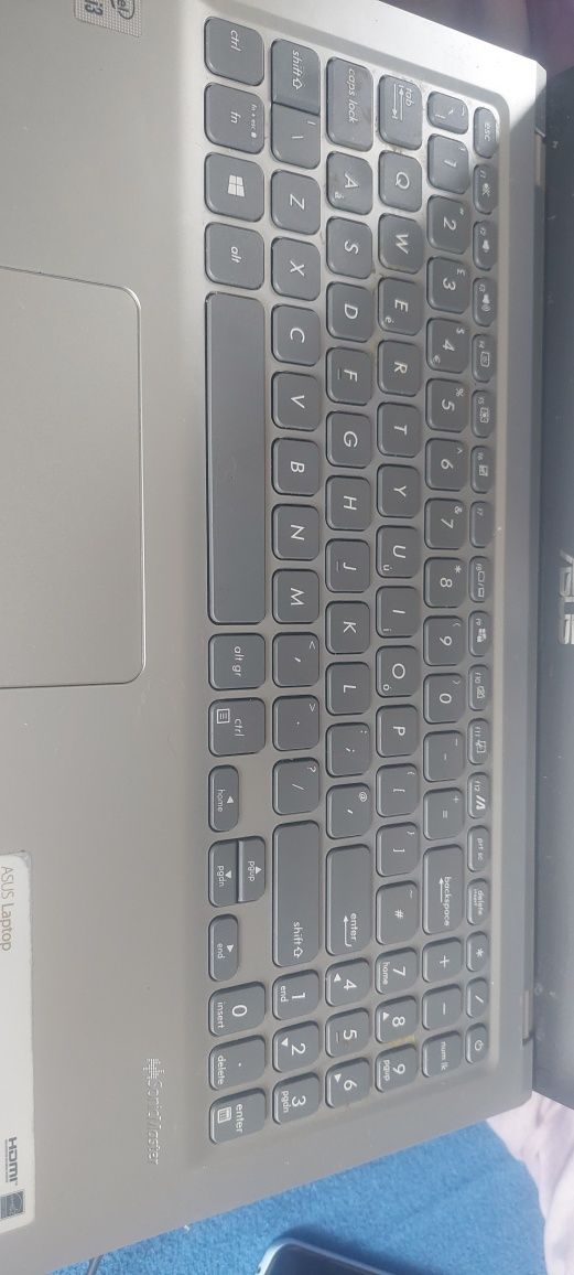 Laptop Asus x515FA